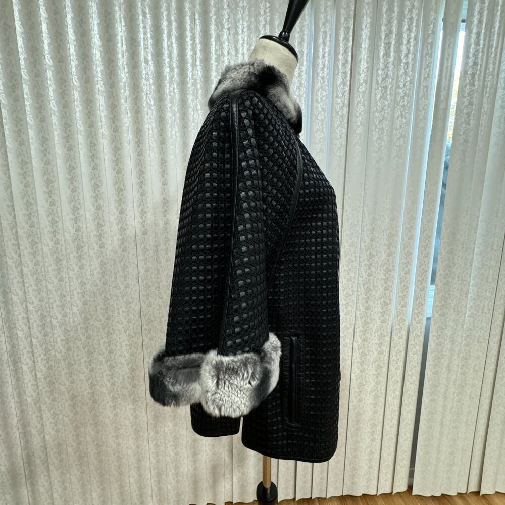Leather Black cape with rabbit fur New, Size M - Picture 4 of 16
